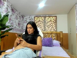 BigBeautyAss nude on cam – Live Sex Chat