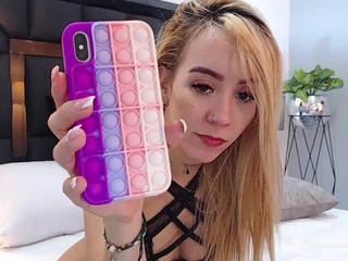 Melanie-Oconor nude on cam – Live Sex Chat
