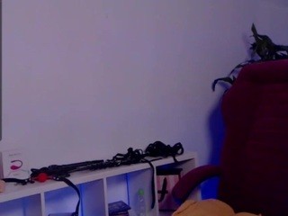 MissKissable nude on cam – Live Sex Chat