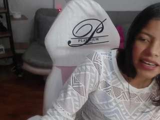 Milu-18 nude on cam – Live Sex Chat