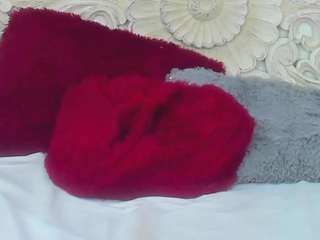 Caitlyn-Sarlat nude on cam – Live Sex Chat