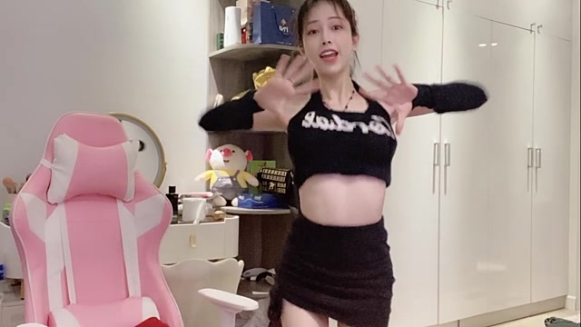 ANNA102 xxx nude stripping on webcam for live sex video chat