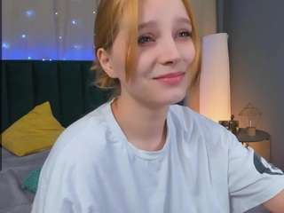 CandyMint nude on cam – Live Sex Chat