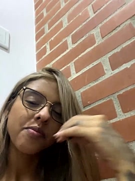 Mariana_lopezz xxx nude stripping on webcam for live sex video chat
