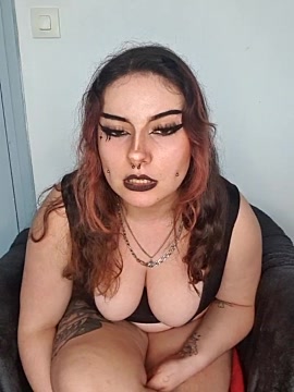 Marilynvonfox xxx nude stripping on webcam for live sex video chat
