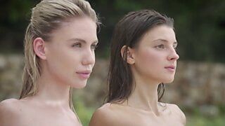 4 Nude Girls doing fotoshoot at Beach
