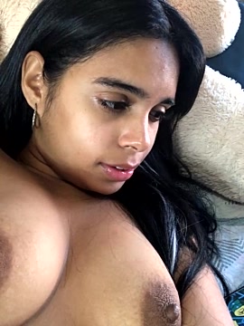 Amandahoney5 xxx nude stripping on webcam for live sex video chat