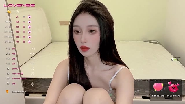 -CHLITINA_ xxx nude stripping on webcam for live sex video chat