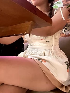 Jessical xxx nude stripping on webcam for live sex video chat