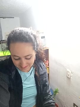 MissCarol xxx nude stripping on webcam for live sex video chat