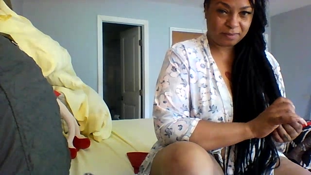 MSweetLindaParks xxx nude stripping on webcam for live sex video chat