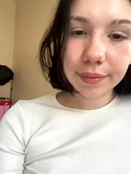 Amnesiaaahazee xxx nude stripping on webcam for live sex video chat