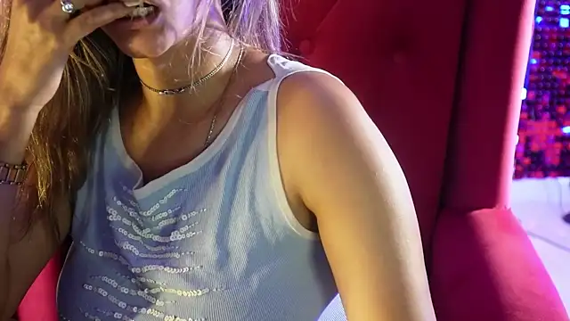 -AyeshaSinghania- xxx nude stripping on webcam for live sex video chat