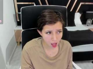 Chloepetite xxx on webcam – Live Sex Chat