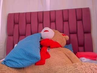 MiaCrystal xxx on webcam – Live Sex Chat