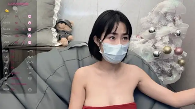 Kiki_520 xxx nude stripping on webcam for live sex video chat