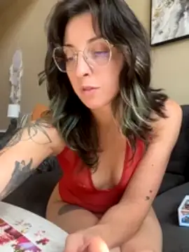 Rainnreigns xxx nude stripping on webcam for live sex video chat
