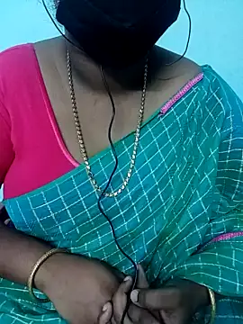 Tamil-ramya xxx nude stripping on webcam for live sex video chat