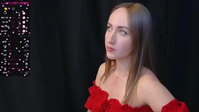 Badwildhole xxx nude stripping on webcam for live sex video chat
