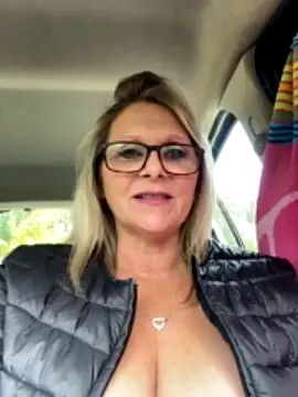 Misstik11 xxx nude stripping on webcam for live sex video chat