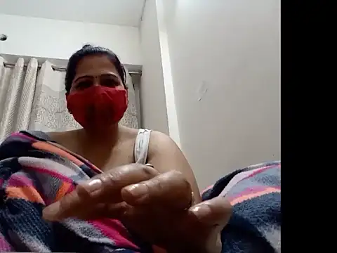 Itsmesaxy xxx nude stripping on webcam for live sex video chat