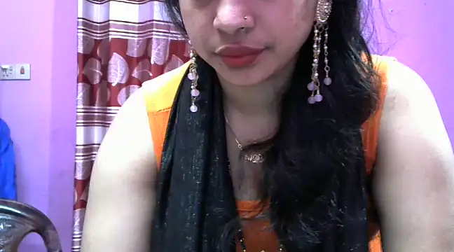 Mithiila xxx nude stripping on webcam for live sex video chat