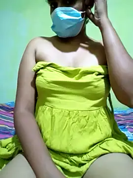SLandriyana xxx nude stripping on webcam for live sex video chat
