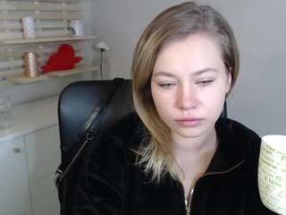 Holly95love xxx nude on webcam – Live Sex Chat