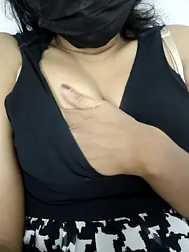 Lolalivv xxx nude stripping on webcam for live sex video chat