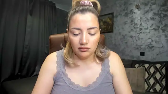 AnnaHei xxx nude stripping on webcam for live sex video chat