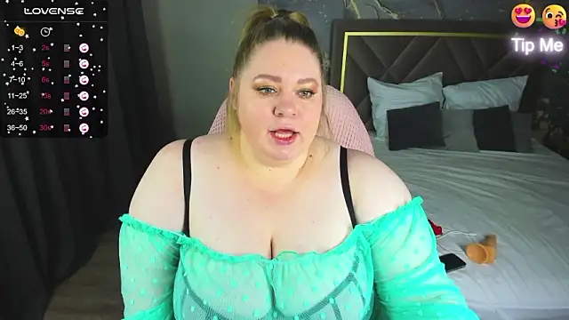 Chloe_WS xxx nude stripping on webcam for live sex video chat