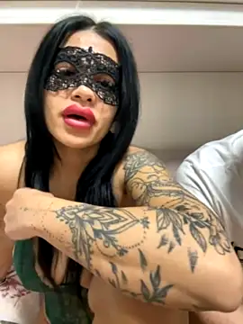 Francesca-90 xxx nude stripping on webcam for live sex video chat