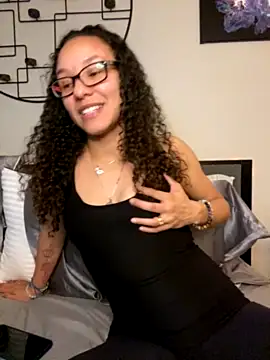 _Neeka_Reign_ xxx nude stripping on webcam for live sex video chat