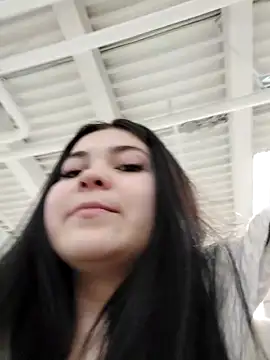 RiskyVanessa xxx nude stripping on webcam for live sex video chat