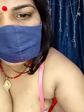 FreckledExcitant xxx nude stripping on webcam for live sex video chat
