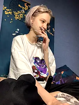 Mauwexx xxx nude stripping on webcam for live sex video chat
