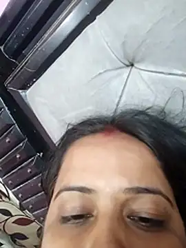 MohiniBhabhi xxx nude stripping on webcam for live sex video chat