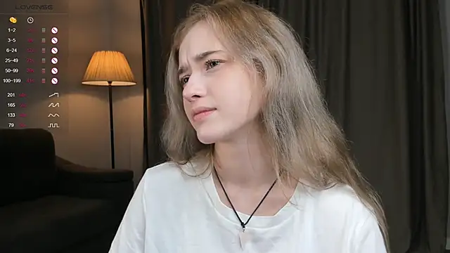 EdlinHargus xxx nude stripping on webcam for live sex video chat