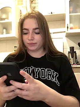 Milana_Mill xxx nude stripping on webcam for live sex video chat