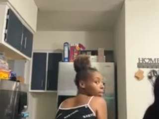 lighstskinmiaa xxx nude on webcam – Live Sex Chat
