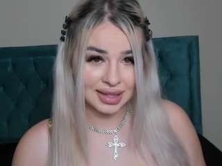 YnnesBritney xxx nude on webcam – Live Sex Chat