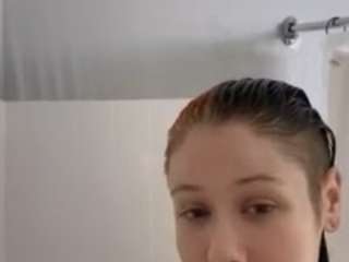 microwAVAlive xxx nude on webcam – Live Sex Chat