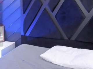 EmiilieEvaans xxx nude on webcam – Live Sex Chat