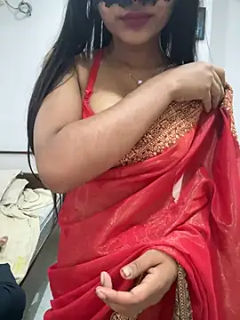 Hotswetie xxx nude stripping on webcam for live sex video chat