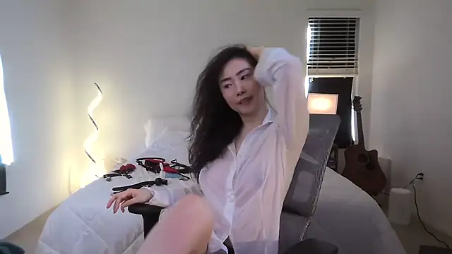 Ha888we xxx nude stripping on webcam for live sex video chat