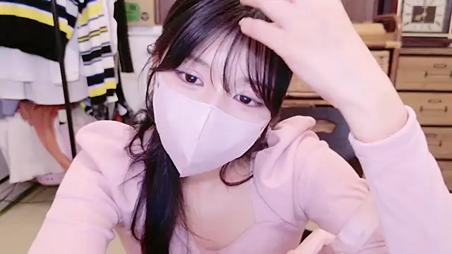 Runarunapi xxx nude stripping on webcam for live sex video chat