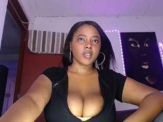ysselaBod xxx nude on webcam – Live Sex Chat
