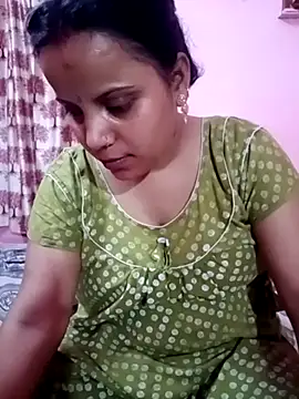 Anushkabhabhi xxx nude stripping on webcam for live sex video chat