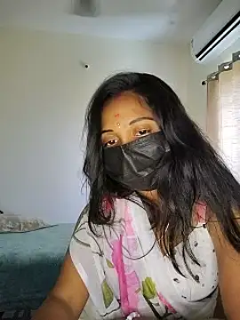 Smiley_telugu xxx nude stripping on webcam for live sex video chat