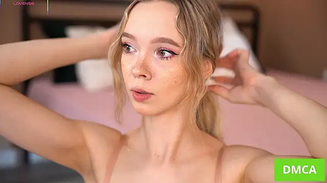 TastyTiffy xxx nude stripping on webcam for live sex video chat